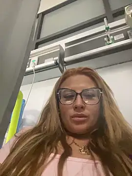 Snapshot of Alma_Andrade chatting on March 2026 03:23:02 AM Alma Andrade online show from March 2026 03:23:02 AM