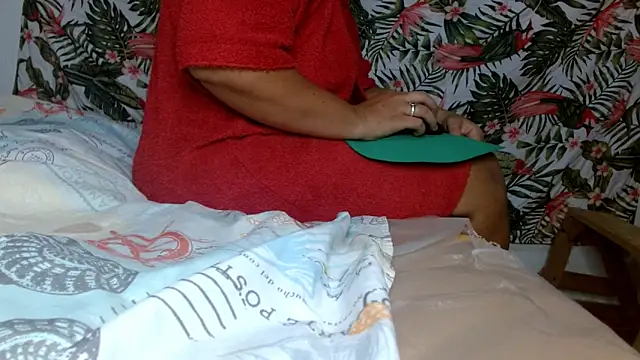 smallvioleta69 online show from March 2026 06:15:02 PM