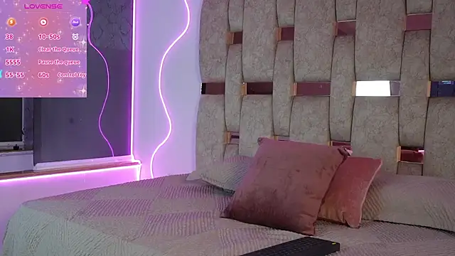 Snapshot of Fernanda_thail_ chatting on April 2026 07:51:02 PM Fernanda thail online show from April 2026 07:51:02 PM