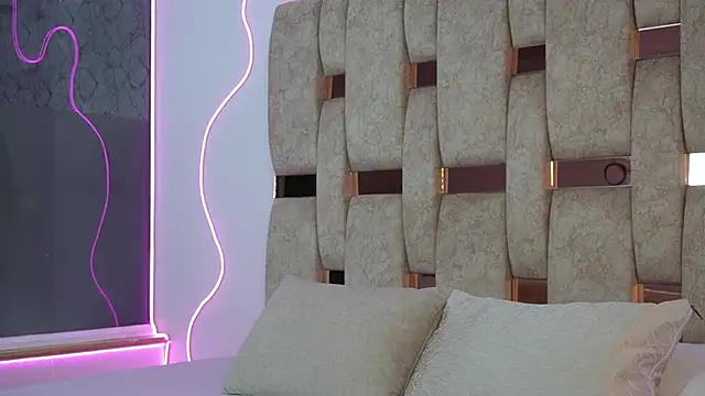 Snapshot of Fernanda_thail_ chatting on April 2026 07:40:02 PM Fernanda thail online show from April 2026 07:40:02 PM