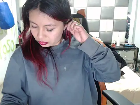 dulcecandy1919 online show from February 2026 06:26:01 AM