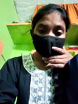 Snapshot of Cute_aroshi chatting on April 2026 04:48:01 PM Cute aroshi online show from April 2026 04:48:01 PM