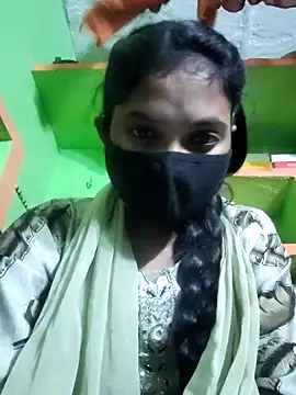 Snapshot of Cute_aroshi chatting on April 2026 05:41:02 PM Cute aroshi online show from April 2026 05:41:02 PM