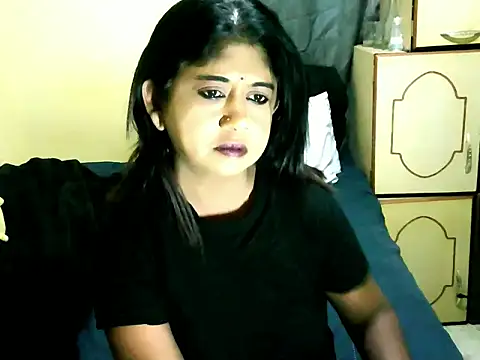 IndianPleasures21 online show from May 2026 01:39:02 PM