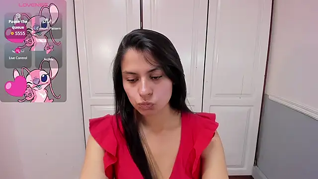 Snapshot of ava_jones11 chatting on February 2026 03:01:01 PM ava jones11 online show from February 2026 03:01:01 PM