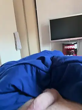 Snapshot of foudesexe23 chatting on March 2026 07:24:02 AM foudesexe23 online show from March 2026 07:24:02 AM