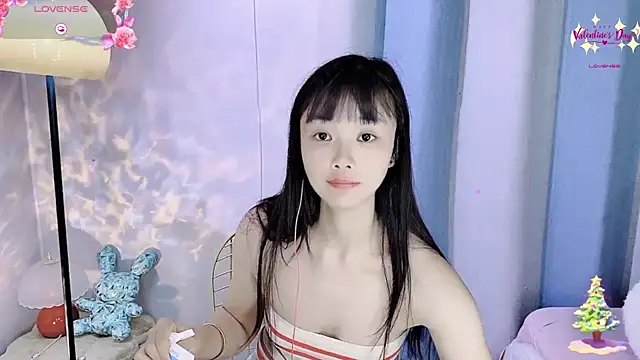 Snapshot of okyssa chatting on April 2026 02:33:02 PM okyssa online show from April 2026 02:33:02 PM