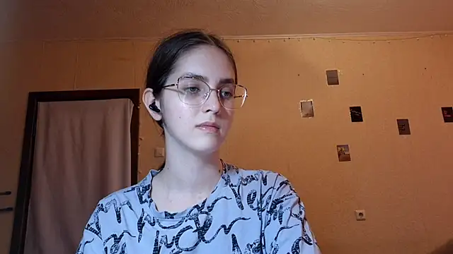 Katelemon online show from June 2026 02:27:02 PM