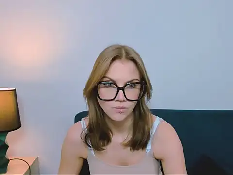 Snapshot of StormiSmooth chatting on March 2026 03:40:01 PM StormiSmooth online show from March 2026 03:40:01 PM