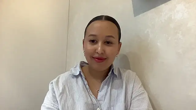 Snapshot of Dana_005 chatting on March 2026 08:19:02 PM Dana 005 online show from March 2026 08:19:02 PM