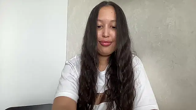 Snapshot of Dana_005 chatting on April 2026 11:35:02 AM Dana 005 online show from April 2026 11:35:02 AM