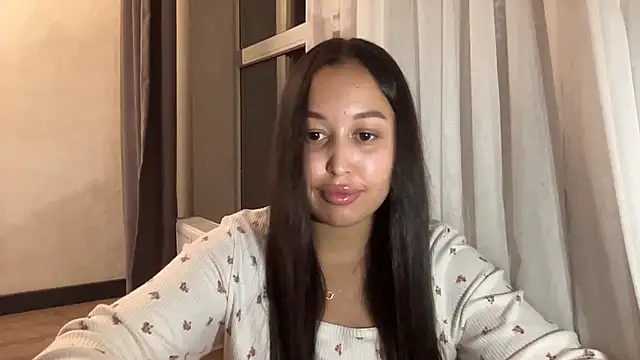 Snapshot of Dana_005 chatting on June 2026 10:02:01 PM Dana 005 online show from June 2026 10:02:01 PM