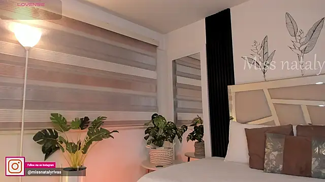 Snapshot of missnataly chatting on April 2026 10:32:01 PM missnataly online show from April 2026 10:32:01 PM