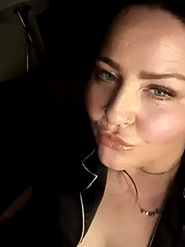 Kandi-kiss online show from March 2026 09:43:01 PM