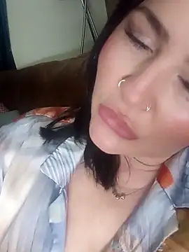 Kandi-kiss online show from March 2026 10:31:02 PM