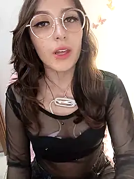 Snapshot of Sweett_Karol chatting on March 2026 11:44:02 PM Sweett Karol online show from March 2026 11:44:02 PM