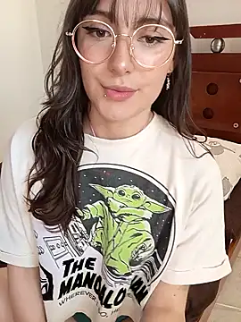 Snapshot of Sweett_Karol chatting on April 2026 06:23:02 PM Sweett Karol online show from April 2026 06:23:02 PM