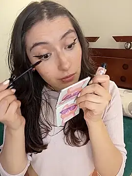 Snapshot of Sweett_Karol chatting on April 2026 08:09:02 PM Sweett Karol online show from April 2026 08:09:02 PM