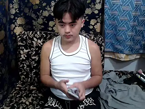 Snapshot of cute_asian22 chatting on April 2026 11:49:01 PM cute asian22 online show from April 2026 11:49:01 PM