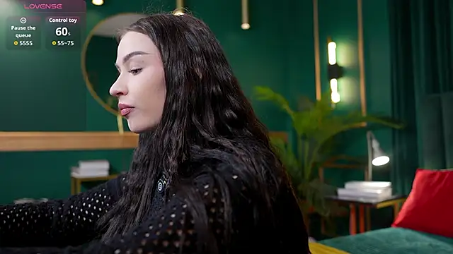 Snapshot of SatiraLux chatting on April 2026 06:30:02 PM SatiraLux online show from April 2026 06:30:02 PM