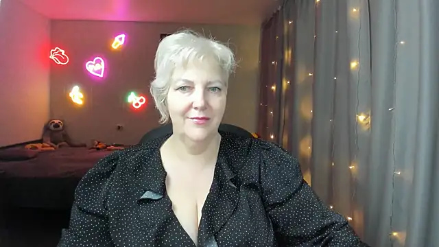 Mary-Leee online show from June 2026 07:44:01 AM