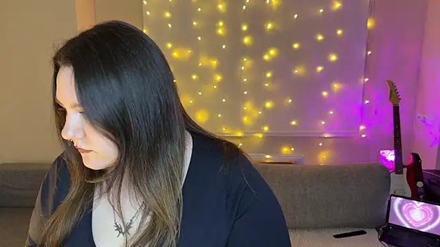 RiotKitten1 online show from March 2026 01:44:02 AM