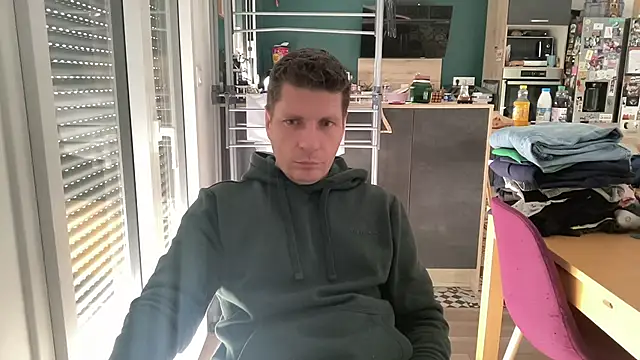 Snapshot of Minmoi1984 chatting on March 2026 07:59:02 AM Minmoi1984 online show from March 2026 07:59:02 AM