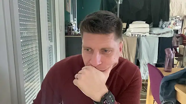 Snapshot of Minmoi1984 chatting on March 2026 12:08:01 PM Minmoi1984 online show from March 2026 12:08:01 PM