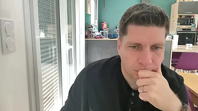 Snapshot of Minmoi1984 chatting on March 2026 08:48:01 AM Minmoi1984 online show from March 2026 08:48:01 AM