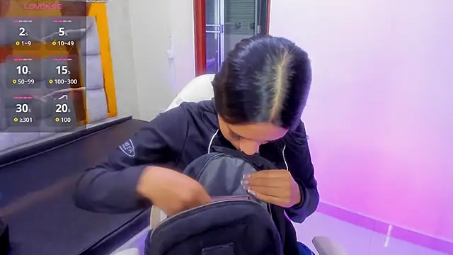 miiaboss  online show from April 2026 11:08:01 AM