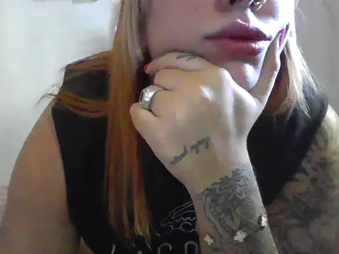 Snapshot of cielitolindo333 chatting on March 2026 07:07:01 PM cielitolindo333 online show from March 2026 07:07:01 PM