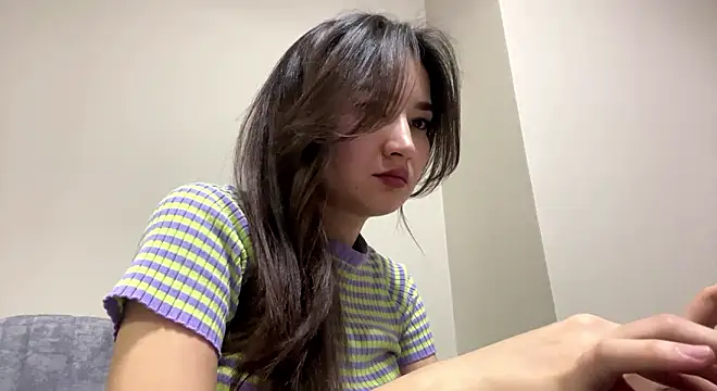 AleciaGeidner online show from February 2026 07:11:01 PM