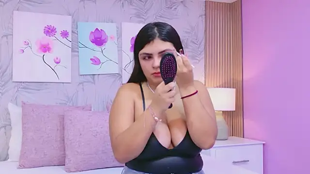 EmmaLeens online show from March 2026 11:54:02 AM