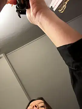 Snapshot of UnholyAmy chatting on April 2026 07:11:02 PM UnholyAmy online show from April 2026 07:11:02 PM