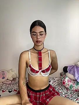 Snapshot of Nixieblaze chatting on April 2026 05:56:01 PM Nixieblaze online show from April 2026 05:56:01 PM