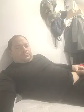 Snapshot of elcaste69 chatting on March 2026 01:25:01 AM elcaste69 online show from March 2026 01:25:01 AM