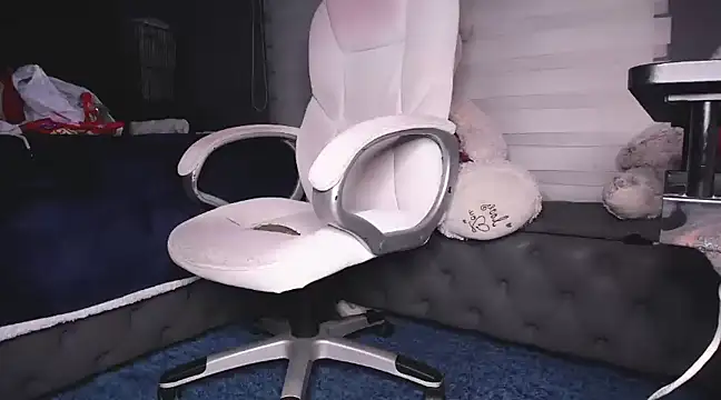 dirty 27cms online show from January 2025 10:39:01 PM