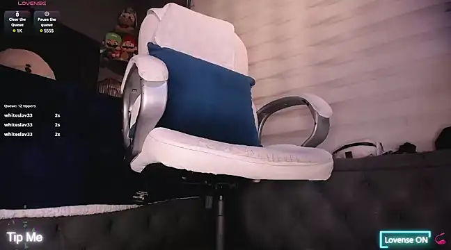 dirty 27cms online show from February 2025 03:24:01 AM