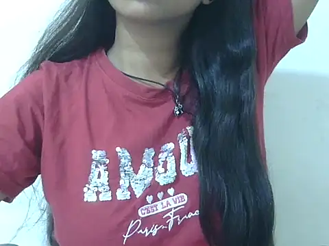 Snapshot of cute_momo_love chatting on June 2026 06:16:02 AM cute momo love online show from June 2026 06:16:02 AM