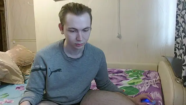 Snapshot of meowgary chatting on April 2026 12:39:01 PM meowgary online show from April 2026 12:39:01 PM