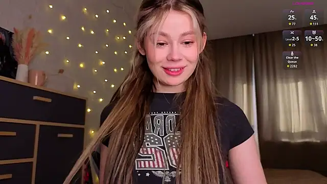 Snapshot of Dipamelly chatting on April 2026 02:14:02 AM Dipamelly online show from April 2026 02:14:02 AM