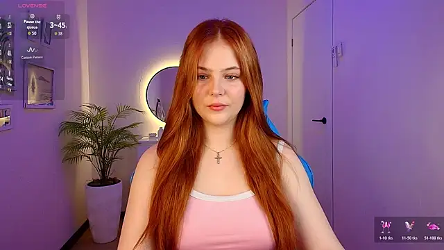 Snapshot of Elle_Funning chatting on March 2026 02:50:01 AM Elle Funning online show from March 2026 02:50:01 AM