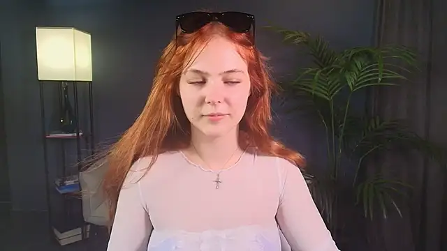 Elle Funning online show from June 2026 03:27:01 PM