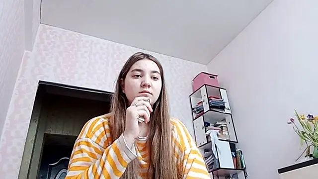 Snapshot of JanineThielman chatting on March 2026 07:25:02 AM JanineThielman online show from March 2026 07:25:02 AM