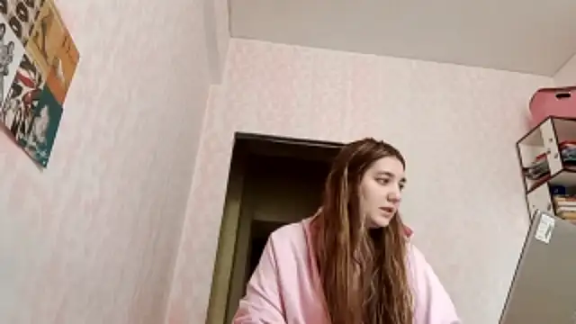 Snapshot of JanineThielman chatting on April 2026 04:42:01 AM JanineThielman online show from April 2026 04:42:01 AM