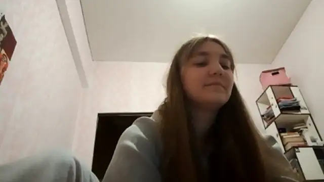 Snapshot of JanineThielman chatting on April 2026 03:28:02 PM JanineThielman online show from April 2026 03:28:02 PM