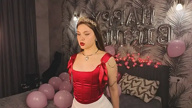 Snapshot of HinaVibe chatting on April 2026 05:04:02 PM HinaVibe online show from April 2026 05:04:02 PM