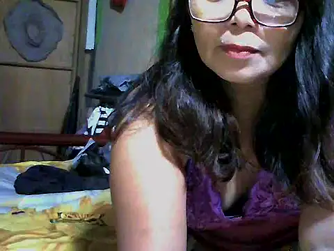 Snapshot of Flowerblossom123 chatting on March 2026 01:06:02 PM Flowerblossom123 online show from March 2026 01:06:02 PM