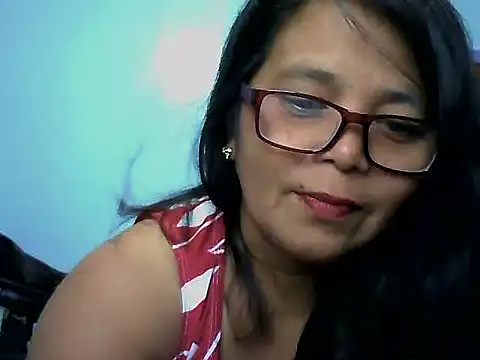 Snapshot of Flowerblossom123 chatting on April 2026 06:00:02 AM Flowerblossom123 online show from April 2026 06:00:02 AM