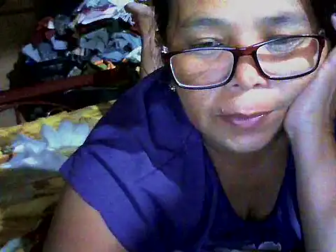 Snapshot of Flowerblossom123 chatting on April 2026 02:03:02 PM Flowerblossom123 online show from April 2026 02:03:02 PM